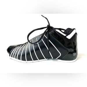 ADIDAS T-MAC 3 RESTOMOD 'MAGIC 8 BALL'